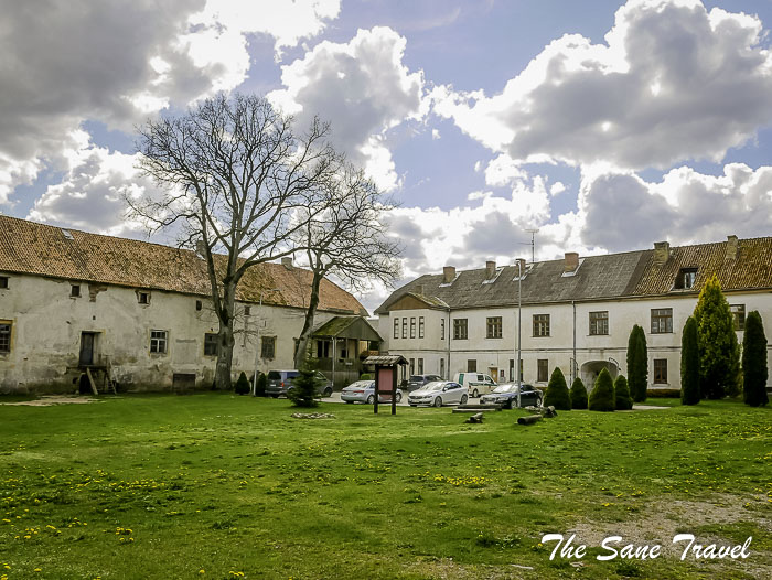 32 alsunga castle thesanetravel.com P1980565