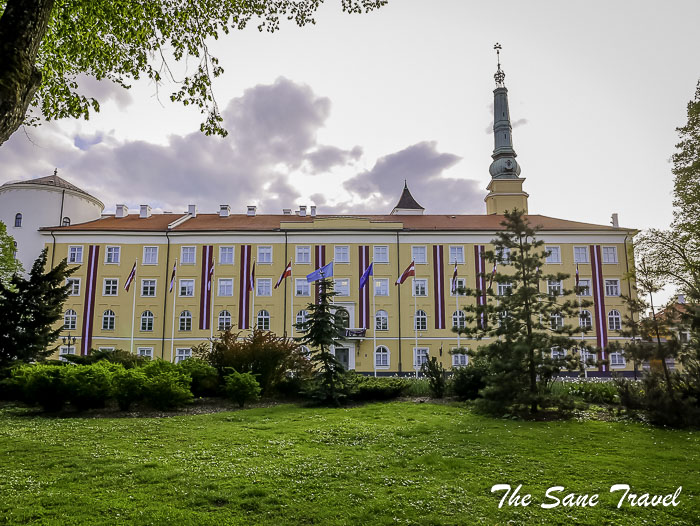 70 riga castle ruins thesanetravel.com P1700146