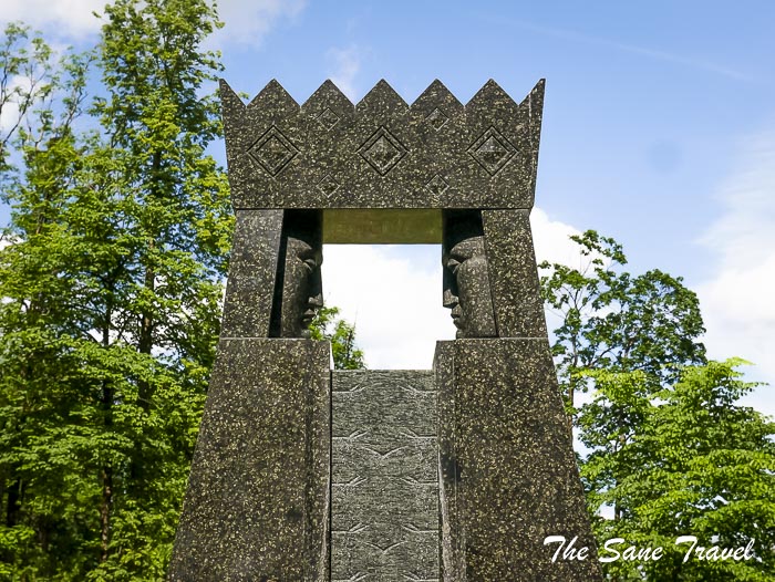 159 oginski manor thesanetravel.com P2040348