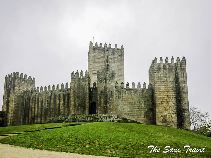32 guimaraes portugal thesanetravel.com P1850728