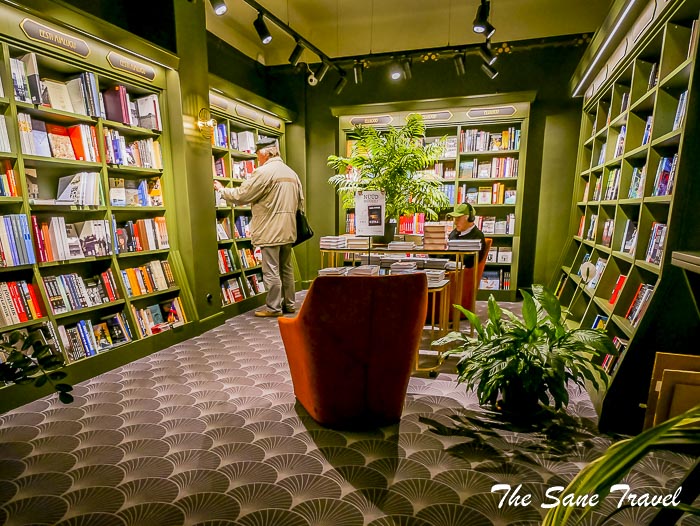 104 tallin thesanetravel.com P1840682