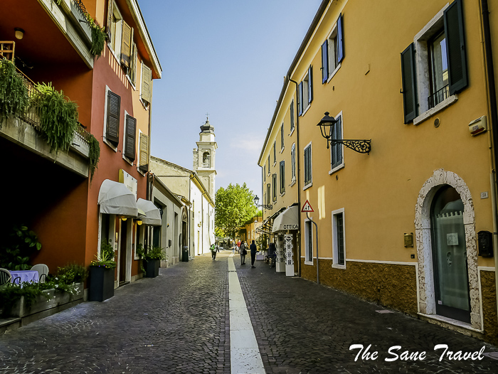 42 bardolino town garda italy P1840981