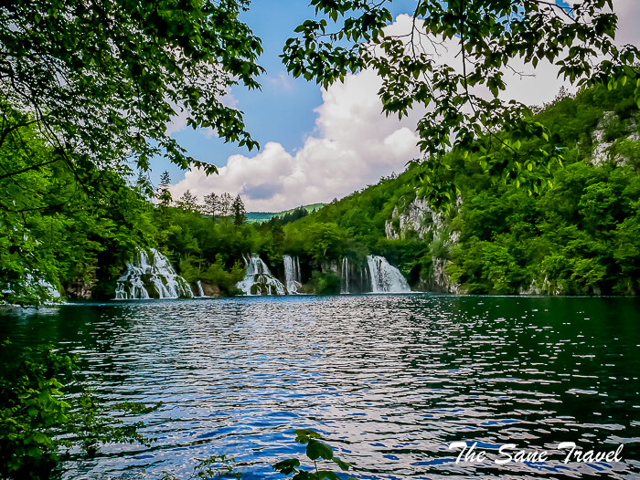 43 plitvice lakes thesanetravel.com Croatia (400)