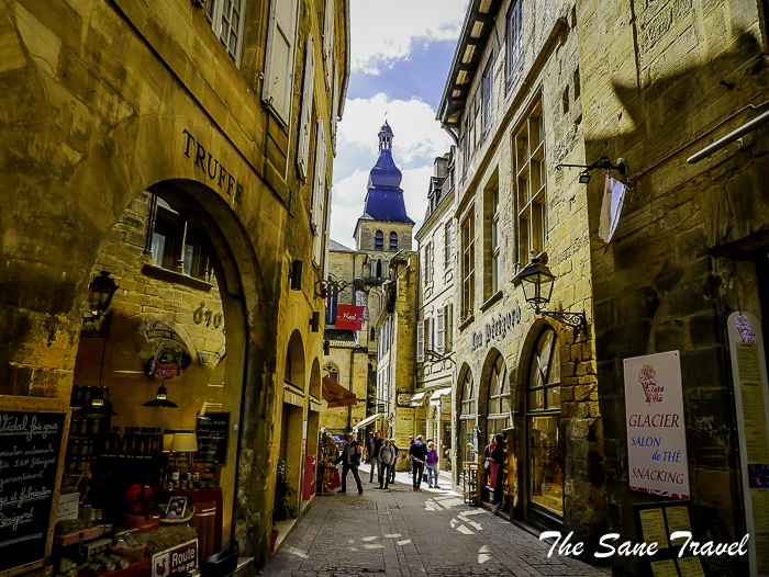 70 sarlat france thesanetravel.com 1710811
