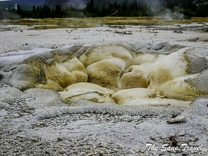 44 biscuit basin yellowstone usa P1820986