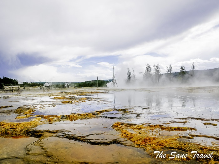 47 biscuit basin yellowstone usa P1830017