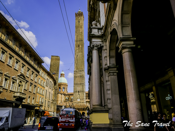 25 bologna two towers thesanetravel.com 1440709