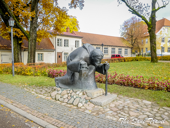 70cesis latvia autumn thesanetravel.com 1340336