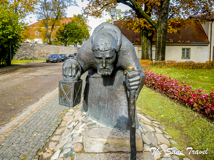 71cesis latvia autumn thesanetravel.com 1340340