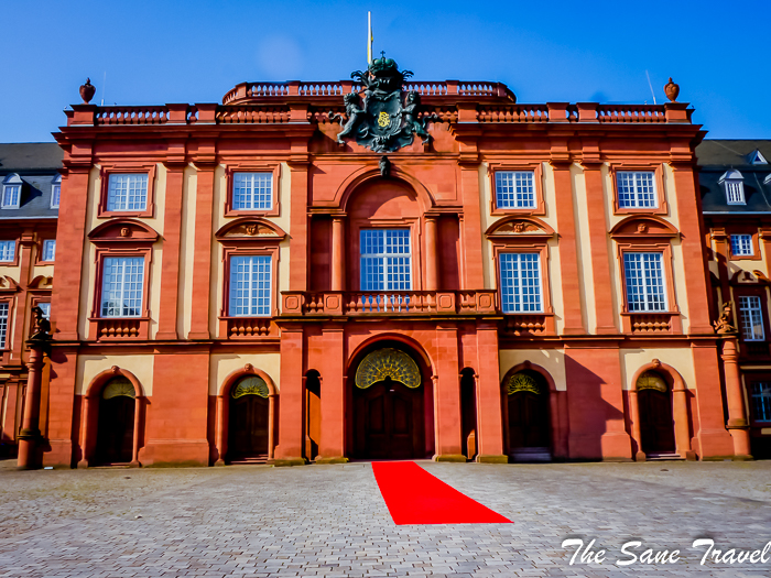 21 mannheim palace www.thesanetravel.com 1430004