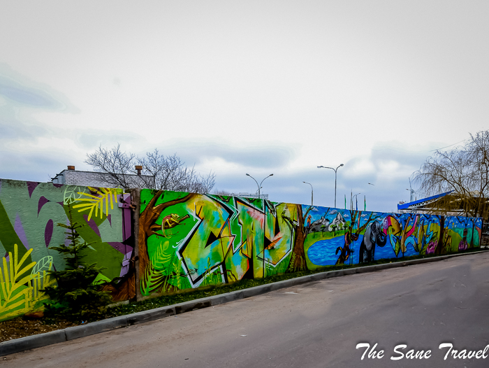 22 minsk street art belarus www.thesanetravel.com 1200507