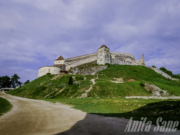 24rasnov romania thesanetravel.com 1430450