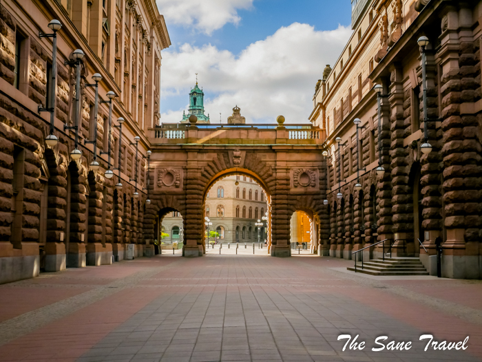 stockholm royal palace www.thesanetravel.com 18