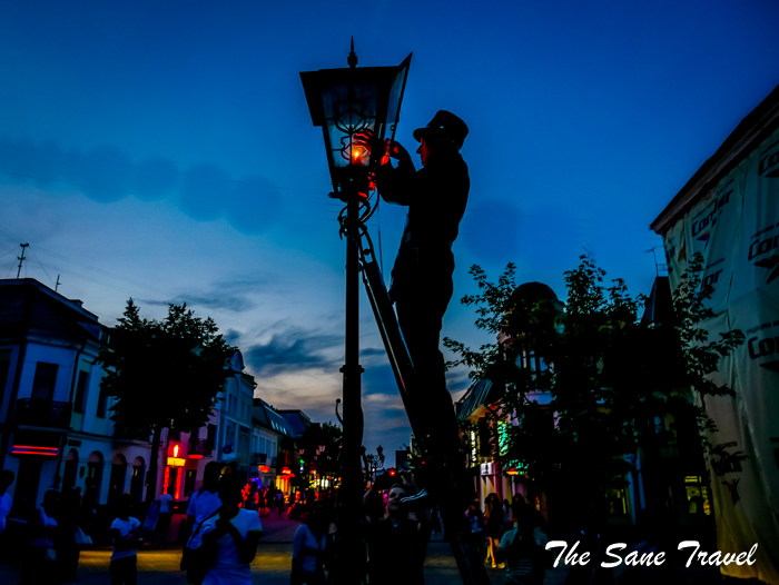 lamp lighter brest belarus www.thesanetravel.com 1120479