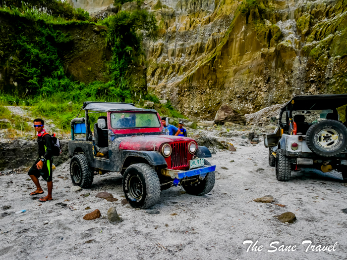 18 hiking to pinatubo volcano philippines www.thesanetravel.com 1150254