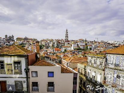 Self-guided walking tour of Porto