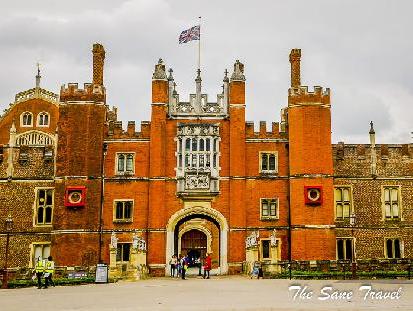What to see at Hampton Court Palace in London
