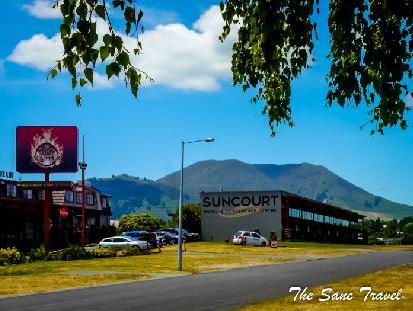 Suncourt Hotel & Conference Centre